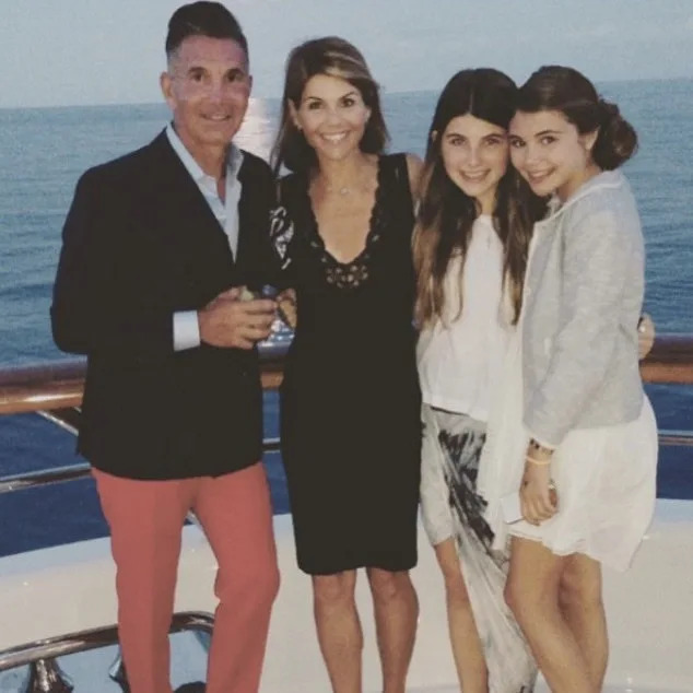 The exes are parents to daughters, Olivia Jade, 26, and Isabella Rose, 27. Instagram