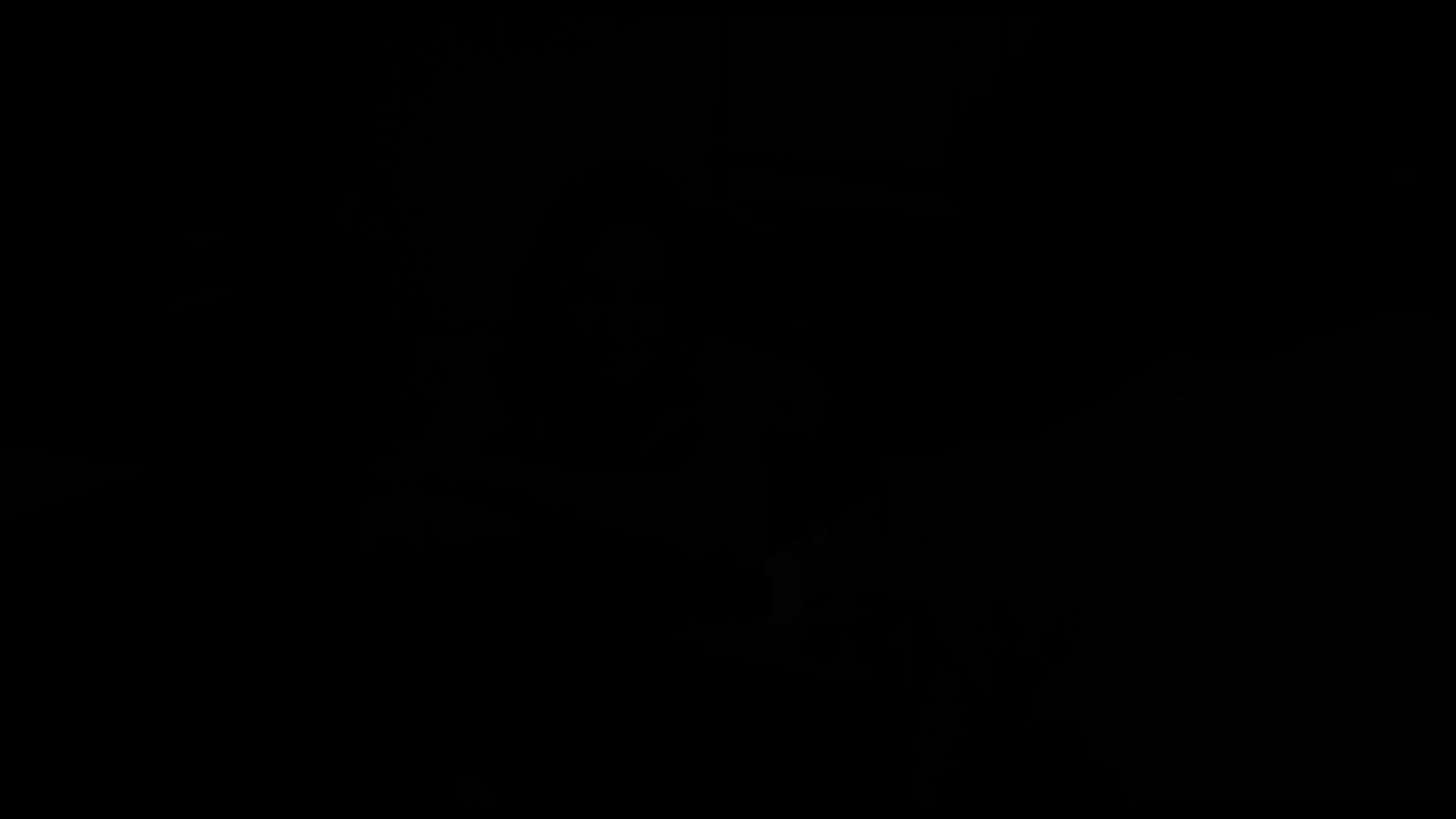 First trailer for Alice Winocour’s ‘Couture’ starring Angelina Jolie. The film explores the intersecting lives of three women who find solidarity among each other as they prepare for Paris Fashion Week