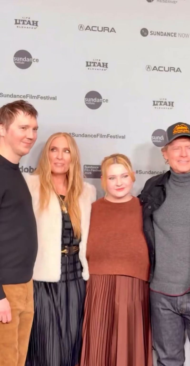 Little Miss Sunshine stars Paul Dano, Toni Collette, Abigail Breslin, and Greg Kinnear reunite at Sundance 20 years after the film’s premiere