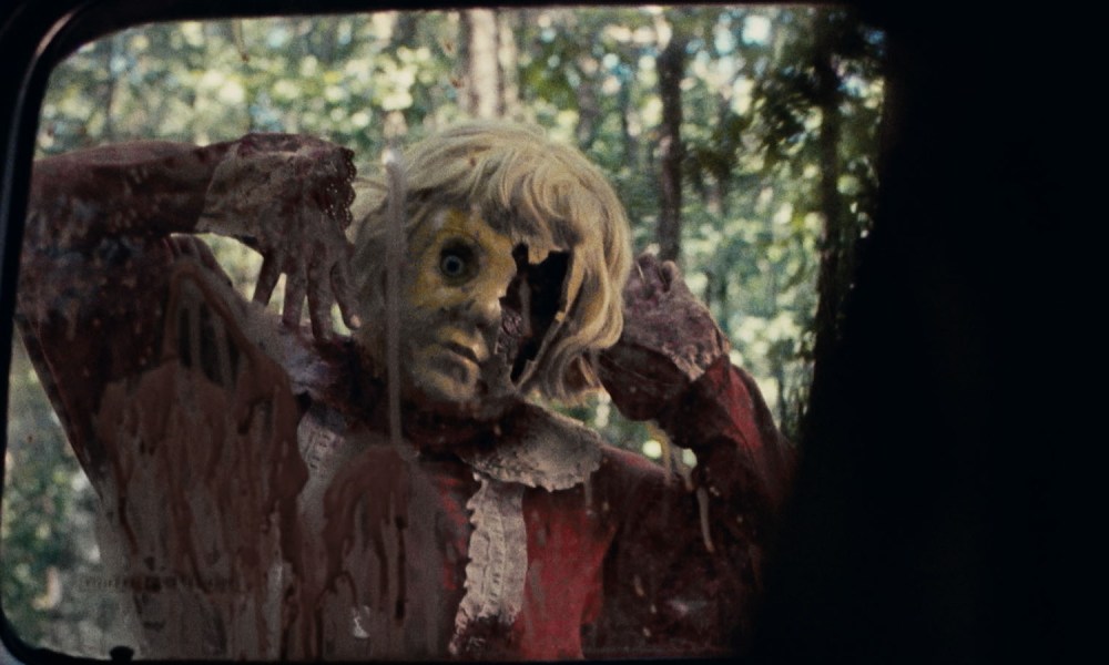 'Dolly' Trailer - '70s Horror Meets New French Extremity in Gritty Backwoods Slasher