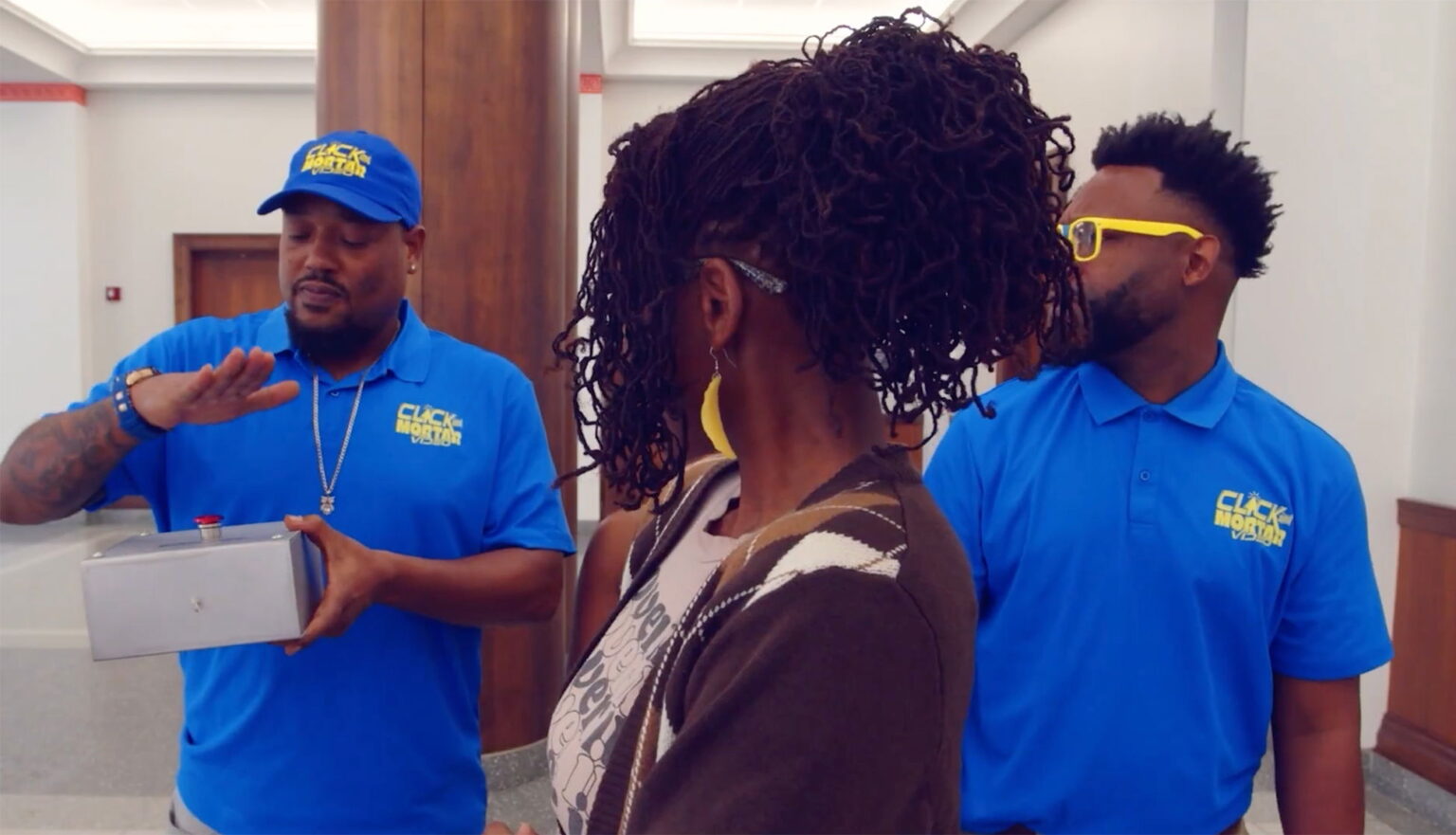 Wacky Low Budget Sci-Fi Comedy 'Don't Push That!' Official Trailer