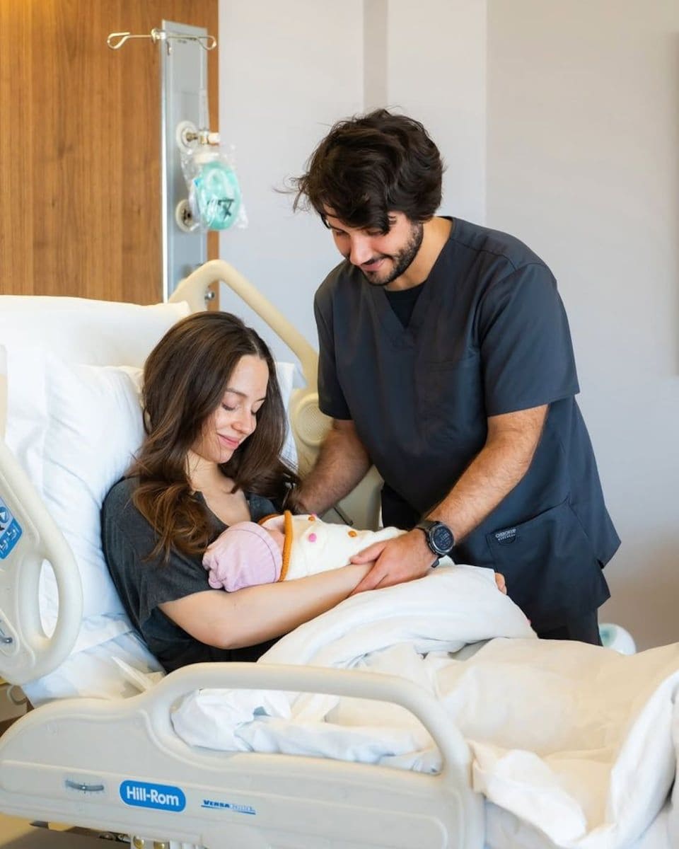 Iman of Jordan with her newborn daughter