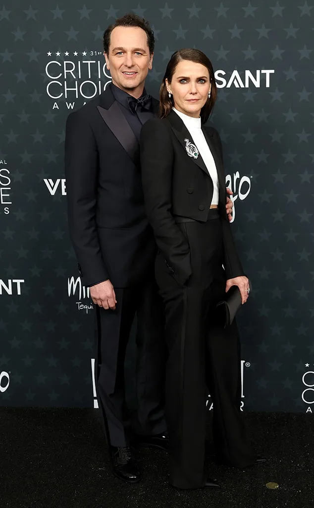 <p>Matthew Rhys & Keri Russell</p>