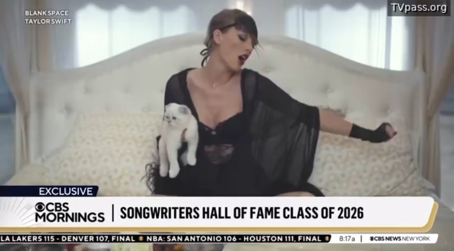 Taylor Swift is officially the youngest female artist ever to be inducted into the Songwriters Hall of Fame 👸🏼 👑
