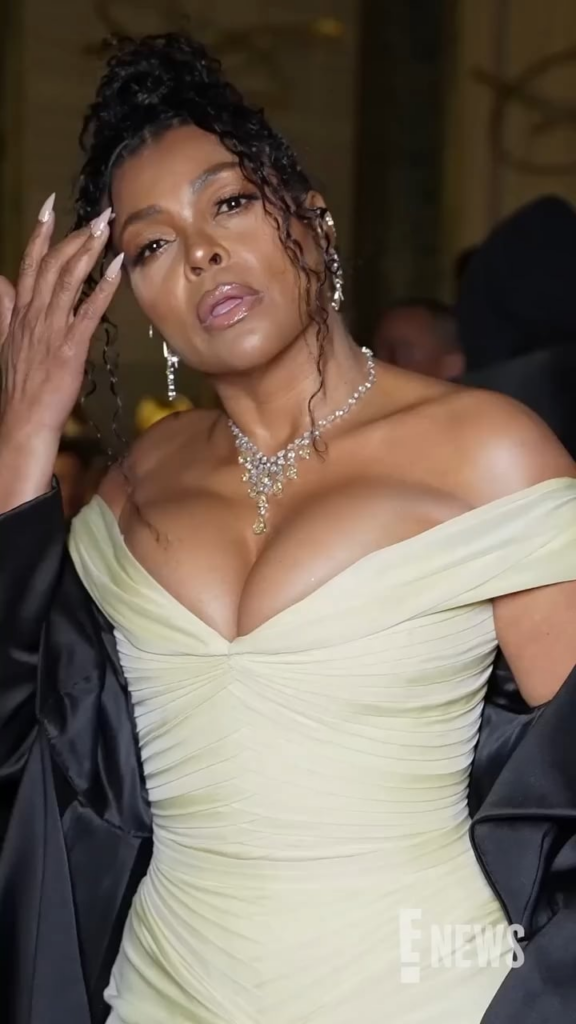 Taraji P. Henson - Tamara Ralph Haute Couture Week Spring/Summer 2026 Show as part of Paris Fashion Week - IG January 2026