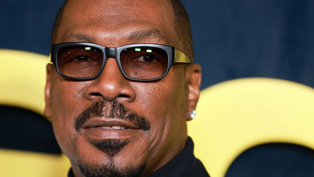 Eddie Murphy Recalls the Clint Eastwood Moment That Made Him Leave the 2007 Oscars Yahoo entertainment home