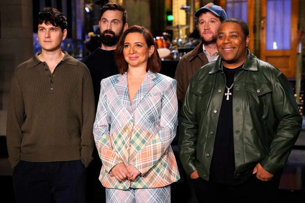 Maya Rudolph laments not sleeping with anyone at “SNL”: 'Why didn't I flirt with people?'
