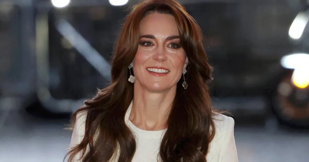 Kate Middleton Makes Rare Comment About Undergoing Chemo | Gallery