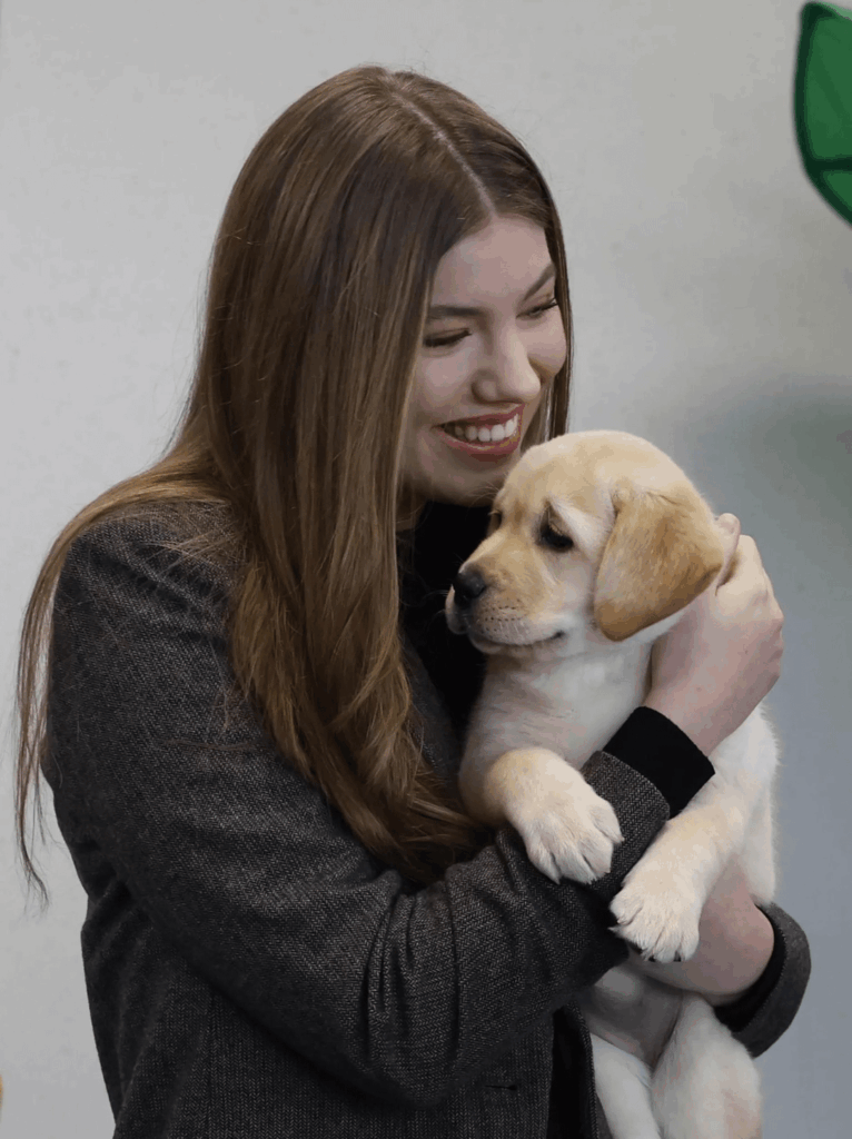 Infanta Sofia wears jeans and a Zara blazer to cuddle puppies at the ONCE Foundation’s Guide Dog Breeding and Training Center Infanta Sofia wears jeans and a Zara blazer to cuddle puppies at the ONCE Foundation's Guide Dog Breeding and Training Center
