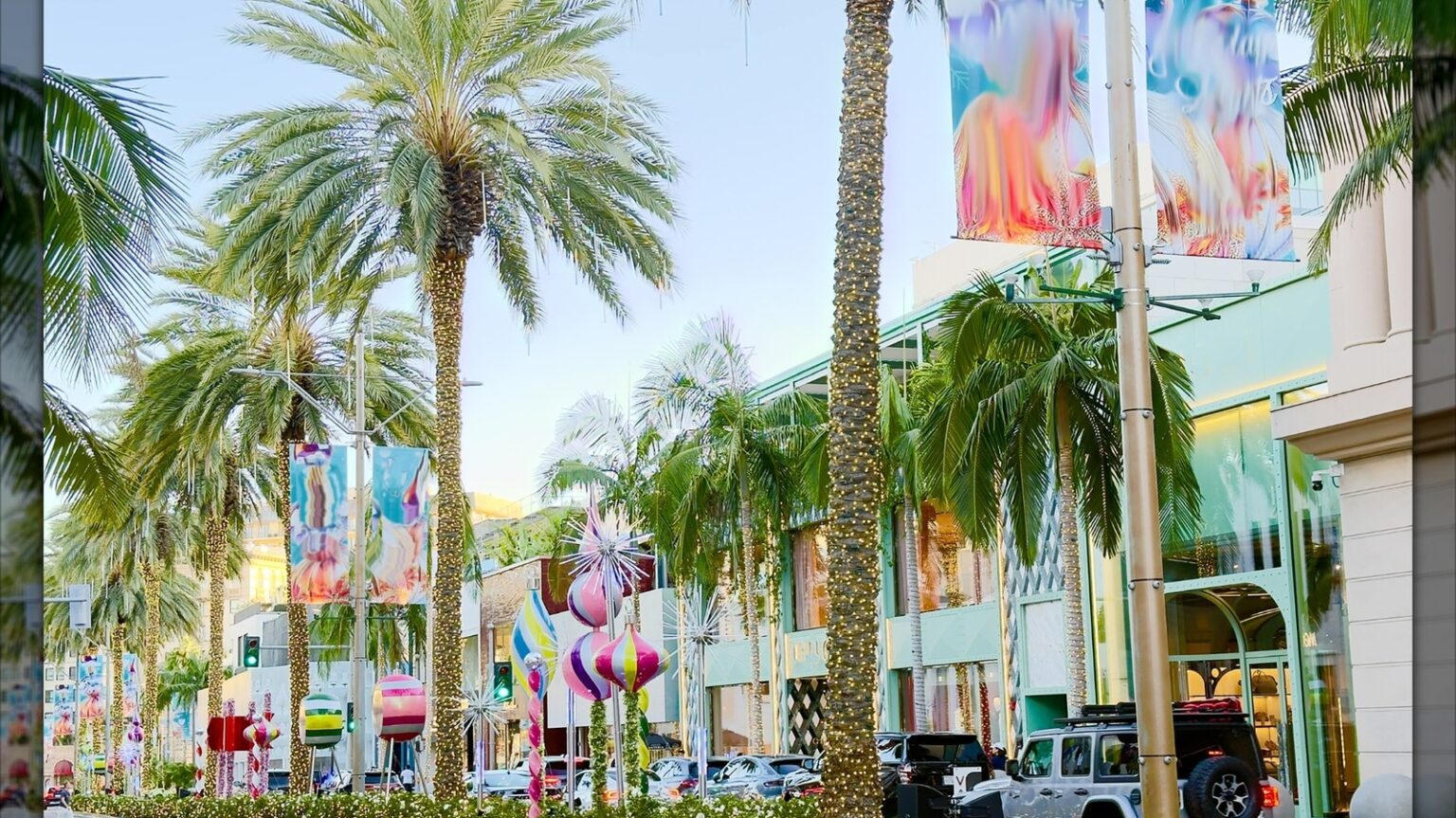 5 Glitzy Shopping Districts In Los Angeles Where You'll Rub Elbows With Celebrities