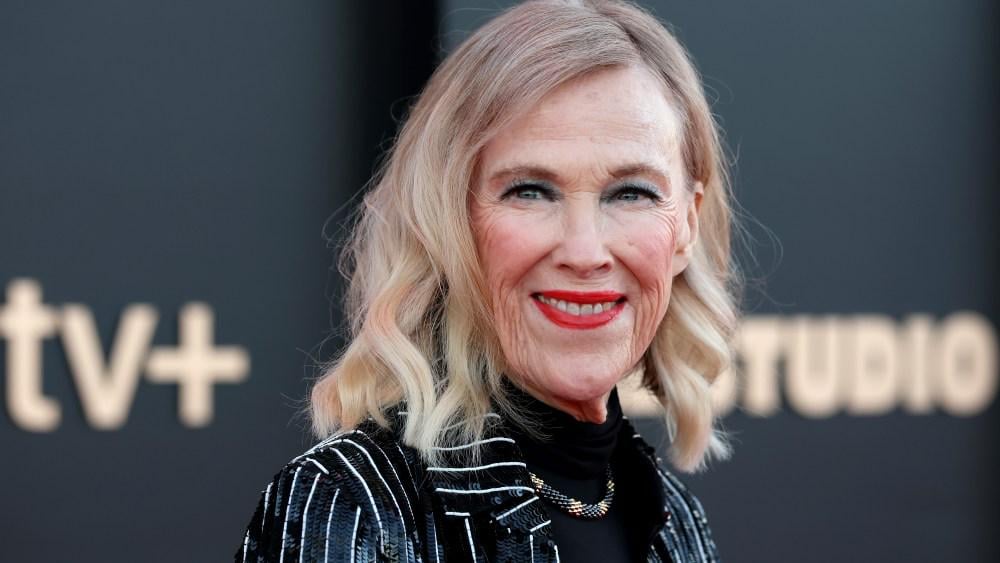 Catherine O’Hara Wins Actor Award for ‘The Studio’ Posthumously and Earns Huge Standing Ovation Catherine O’Hara, ‘Schitt’s Creek’ and ‘Home Alone’ Star, Dies at 71
