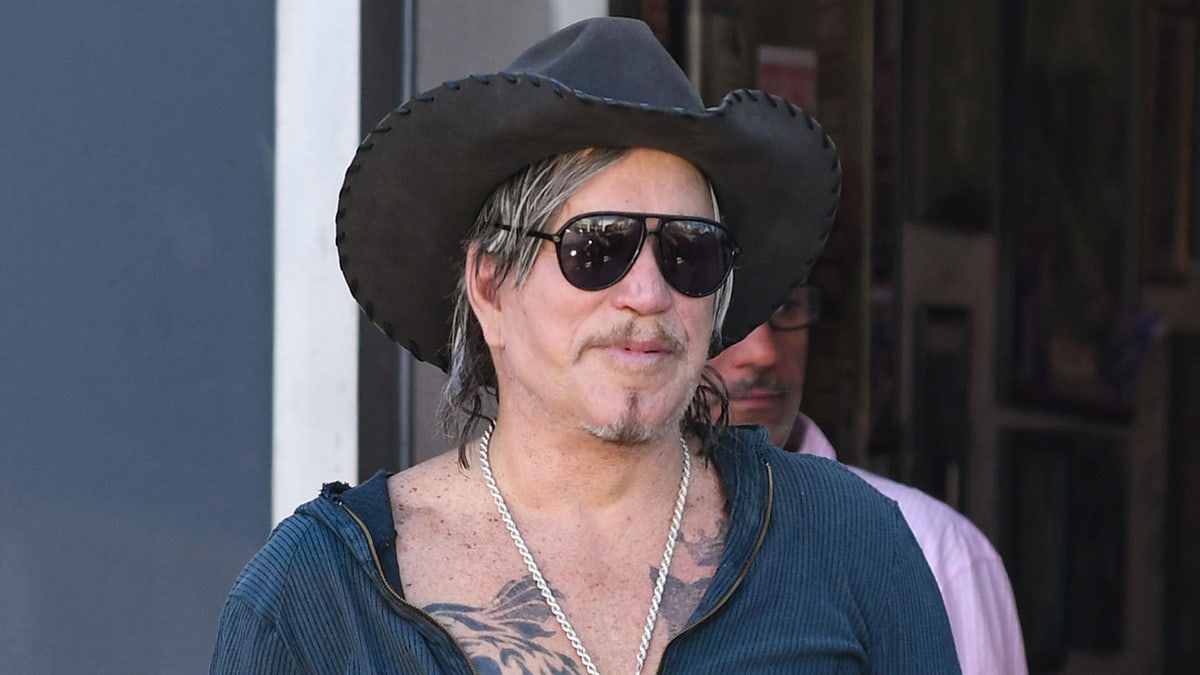 Mickey Rourke in a cowboy hat
