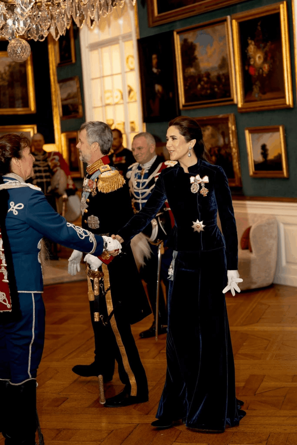 Danish royal couple wishing Happy New Year to the judges of the Supreme Court, the officer corps of the Royal Lifeguards and the Guards Regiment as well as mayors and regional councilors