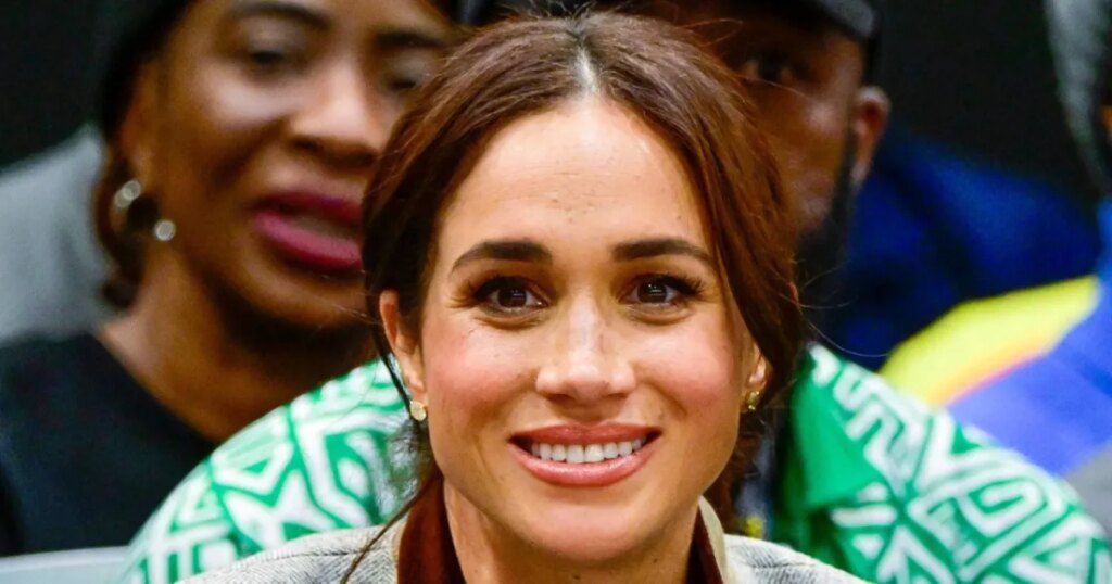 Meghan Markle Has 'No Affection' For Prince Harry's Homeland | Gallery