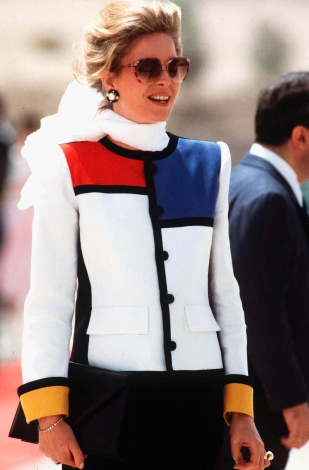 Regal Style Diaries 👑: Queen Noor of Jordan 80s & 90s