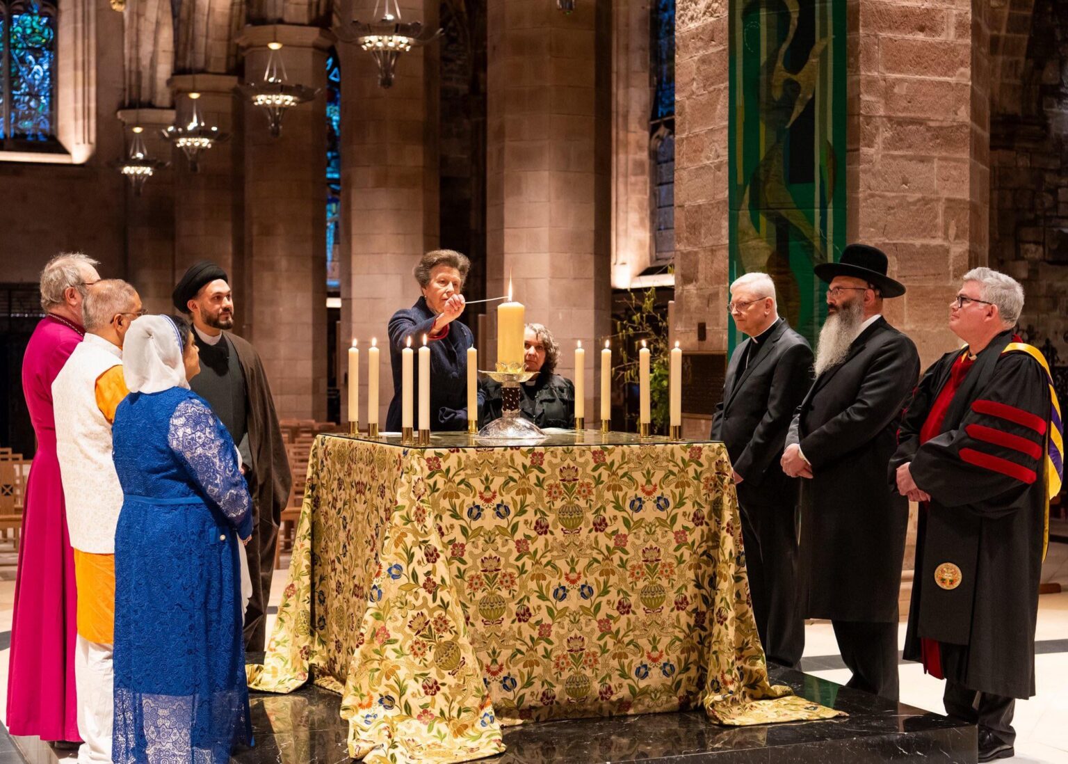 Princess Anne joined Scotland’s religious leaders in a moment of shared commitment to peace and social cohesion ☮️