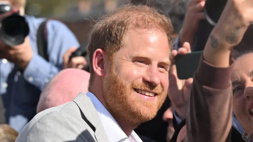 Prince Harry will be given guards for UK visits, insiders claim