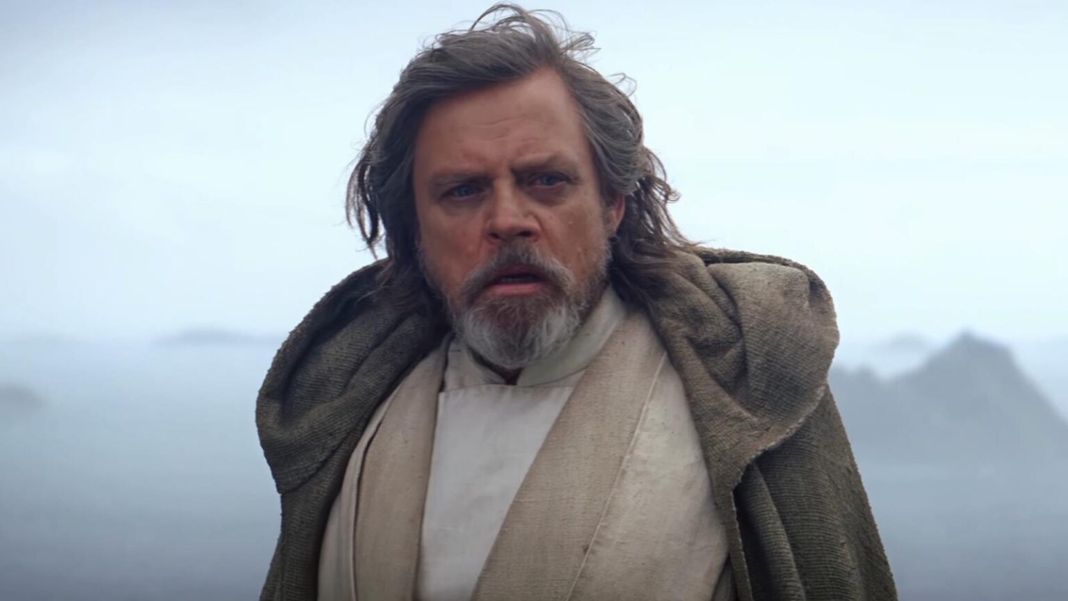 Mark Hamill Reveals What J.J. Abrams Told Him When He Questioned Lack Of Luke, Han, And Leia Scenes Mark Hamill Reveals What J.J. Abrams Told Him When He Questioned Lack Of Luke, Han, And Leia Scenes