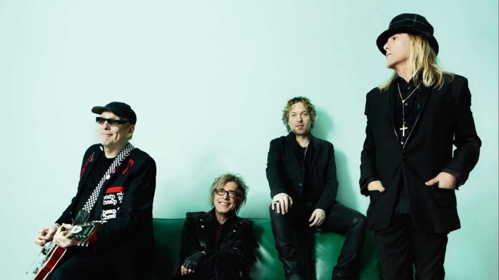 Cheap Trick and a sofa