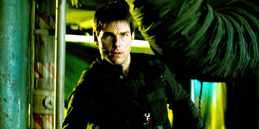 Tom Cruise looking ahead as Ethan Hunt in Mission Impossible 3