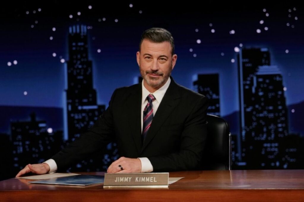 Jimmy Kimmel Thanks 'Donald Jennifer Trump' for Critics' Choice Win