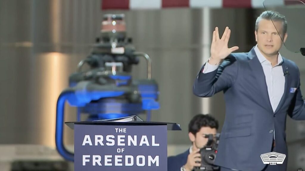 Musk and Hegseth vow to “make Star Trek real” but miss the show’s lessons Photo of Pete Hegseth giving the Vulcan salute.