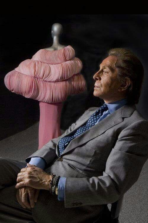 The legendary designer Valentino Garavani is dead at age 93.