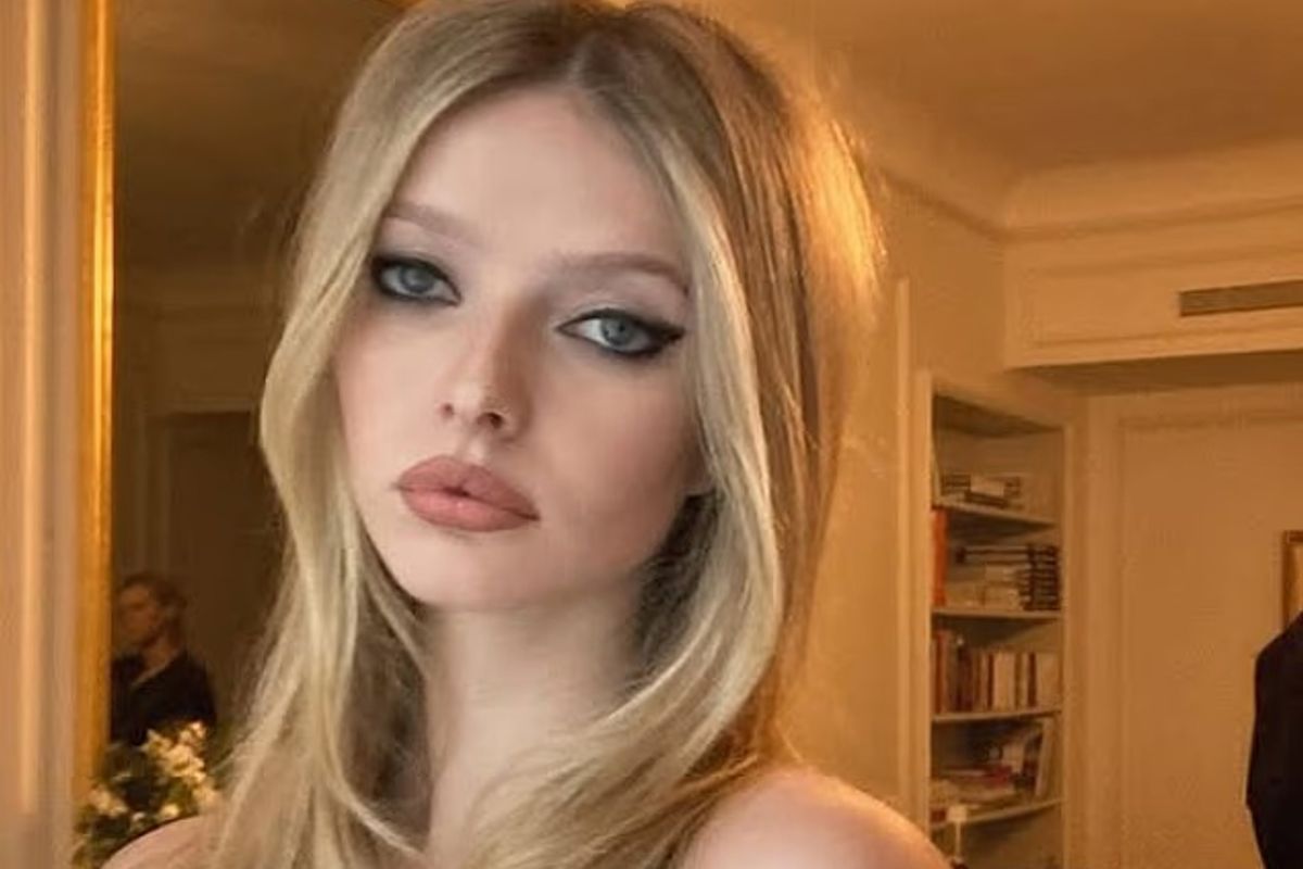 Apple let fans in on her cosmetic procedures