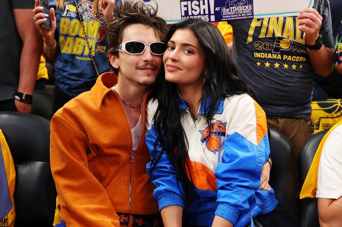 Kylie Jenner sends mum Kris Jenner a Valentine's Day message but forgets her boyfriend Timothee Chalamet