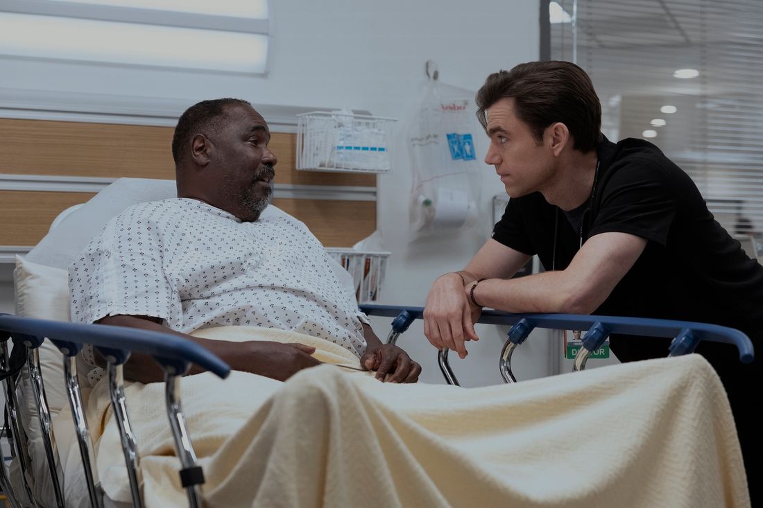 INT. SOUTH CORRIDOR / SOUTH 15 SC.23