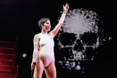 521750708 famous celebrities where are they now