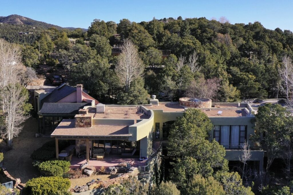 Hackman’s Home Hits the Market for $6.25M Hackman's Home Hits the Market for $6.25M