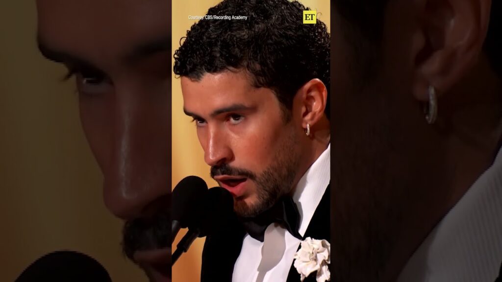 #badbunny speaks out against ICE while accepting his GRAMMY for Best Música Urbana Album.
