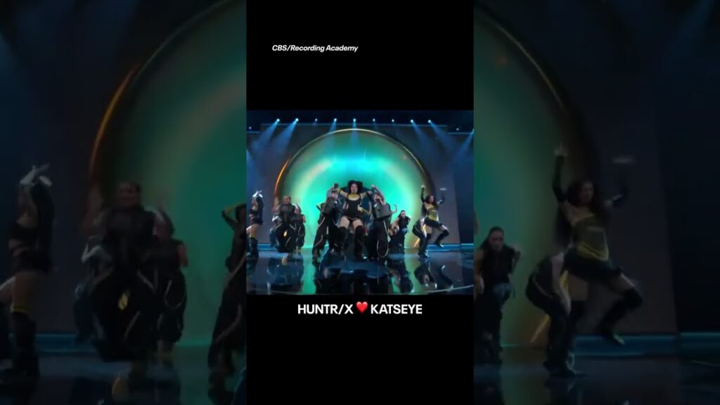 HUNTR/X's golden reaction to KATSEYE’s #Grammys performance. #AwardsSeason (🎥:CBS/Recording Academy)