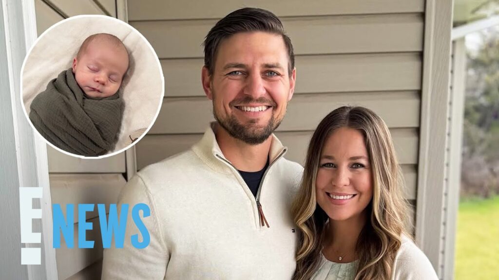 See Jana Duggar Introduce Baby Boy to Mom Michelle Duggar | E! News