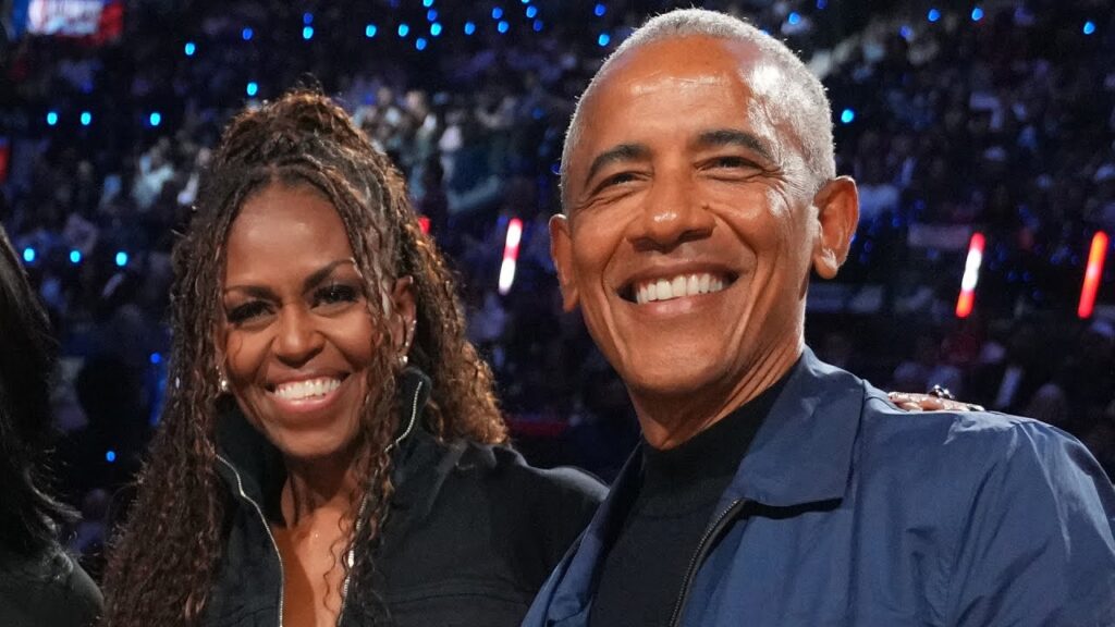 Barack Obama & Michelle Obama Have Date Night At NBA All-Star Game