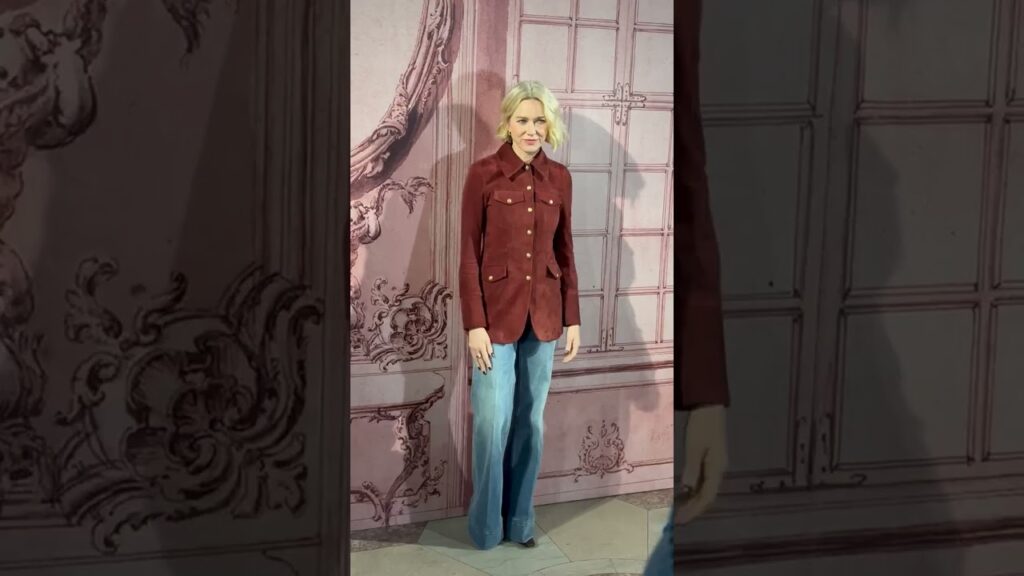 Naomi Watts attends Alice + Olivia’s NYFW presentation Naomi Watts attends Alice + Olivia's NYFW presentation