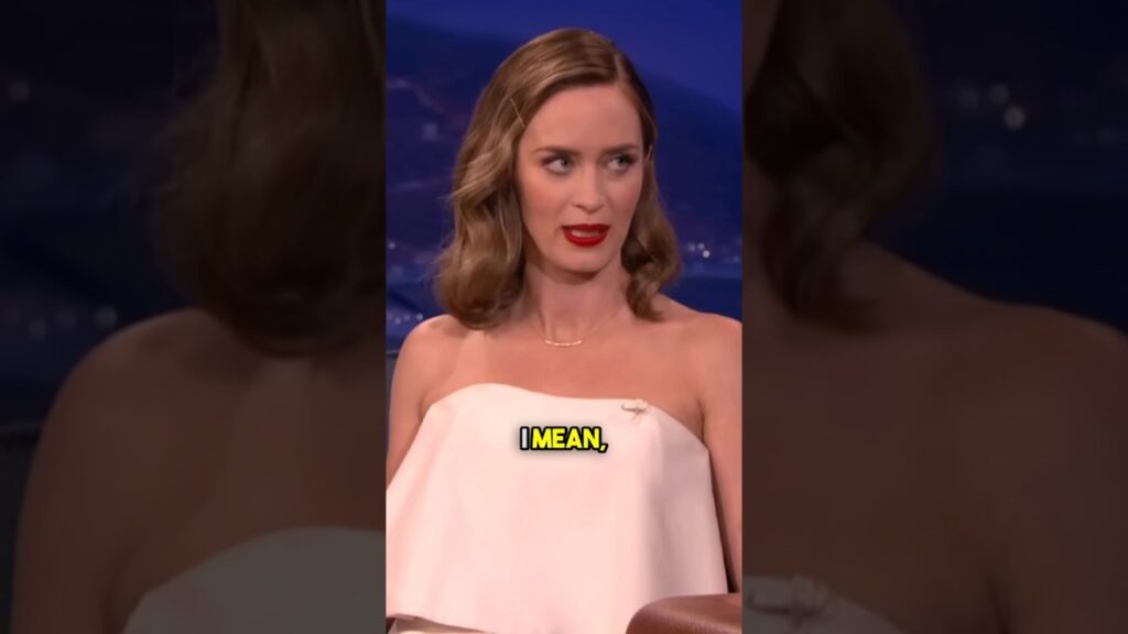 Emily Blunt PREGNANCY and Edge of tomorrow Epic yoga Feat! 😁😂✨