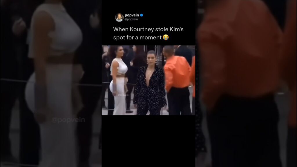 When Kourtney stole Kim Kardashian’s spot for a moment π When Kourtney stole Kim Kardashian's spot for a moment π