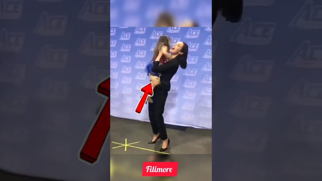 Hero Meets Her Hero: Gal Gadot Shares a Wonder-Filled Moment at ACE ✨🦸‍♀️