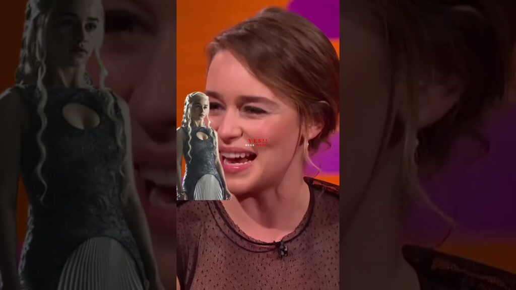 EMILIA CLARKE WATCHING GAME OF THRONES WITH HER PARENTS#Shorts #EmiliaClarke #GameOfThrones #Awkward