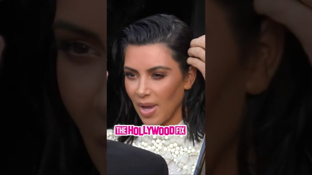 Kim Kardashian Looks Flawless While Arriving At The Daily Front Row Fashion Awards In West Hollywood Kim Kardashian Looks Flawless While Arriving At The Daily Front Row Fashion Awards In West Hollywood