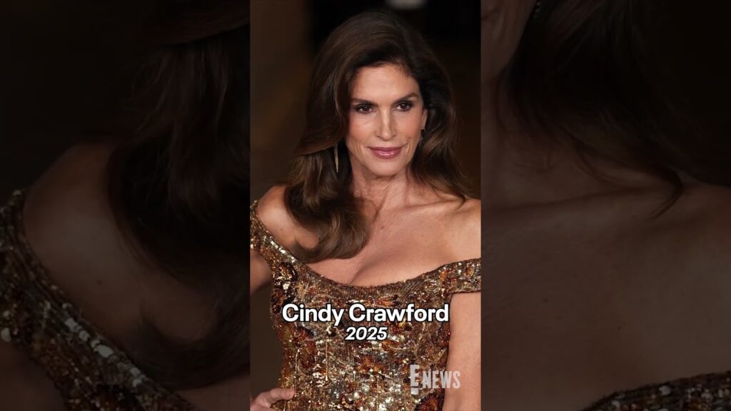 An icon then and now. ⭐ Happy 60th birthday, Cindy Crawford.