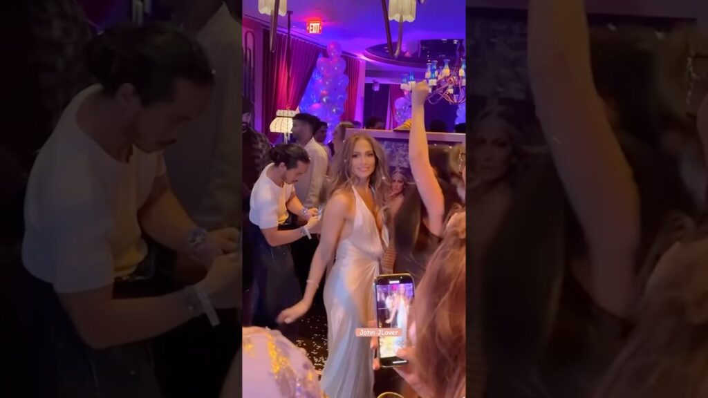 Jennifer Lopez dancing at party #JLo #Shorts