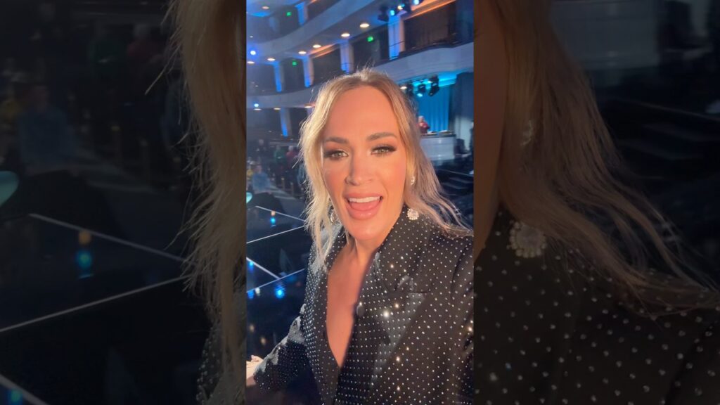 The crowd was SINGING “Before He Cheats” and I was loving it! @AmericanIdol’s Hollywood Week TONIGHT
