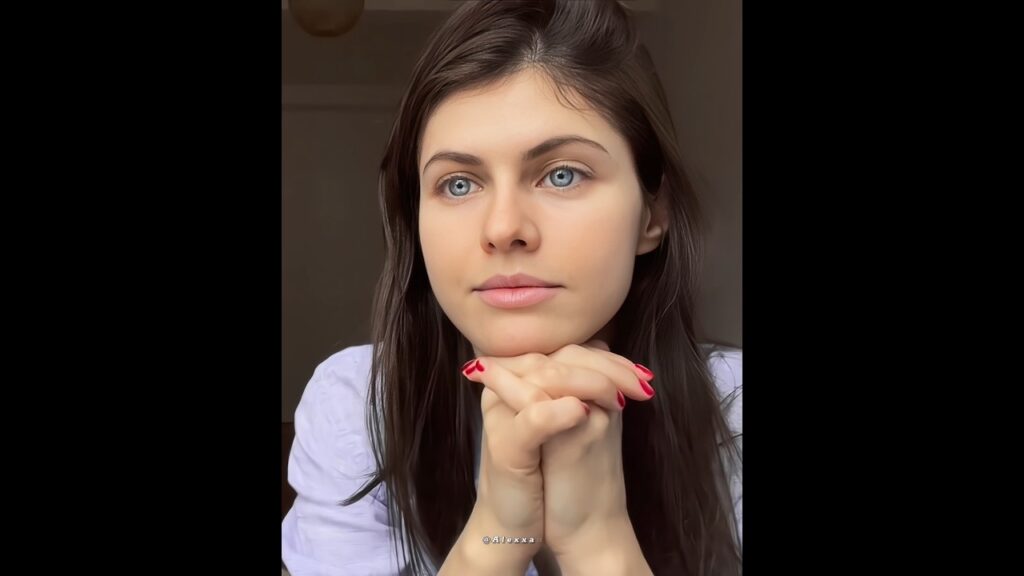 Just look at those eyes 👀😍#eyes #alexandradaddario #ytshorts Just look at those eyes 👀😍#eyes #alexandradaddario #ytshorts