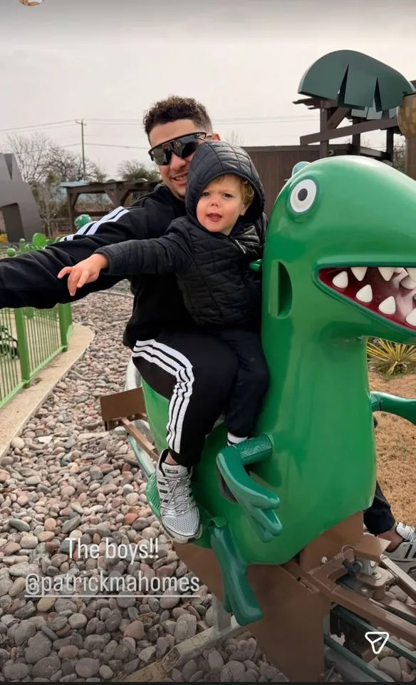 Patrick Mahomes and Bronze at the Peppa Pig Theme Park Brittany Mahomes/Instagram