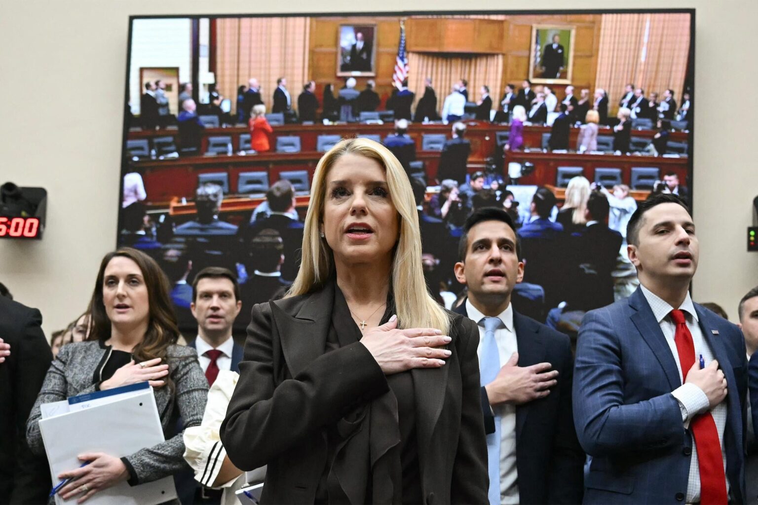 Pam Bondi tried to steal a 4-year-old's dog