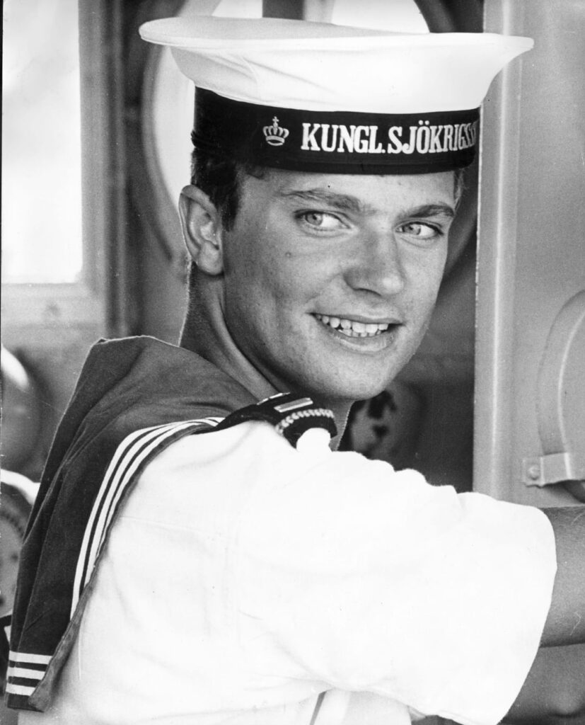 Carl XVI Gustaf: Completed two and a half years' military service, with a special emphasis on naval training.
