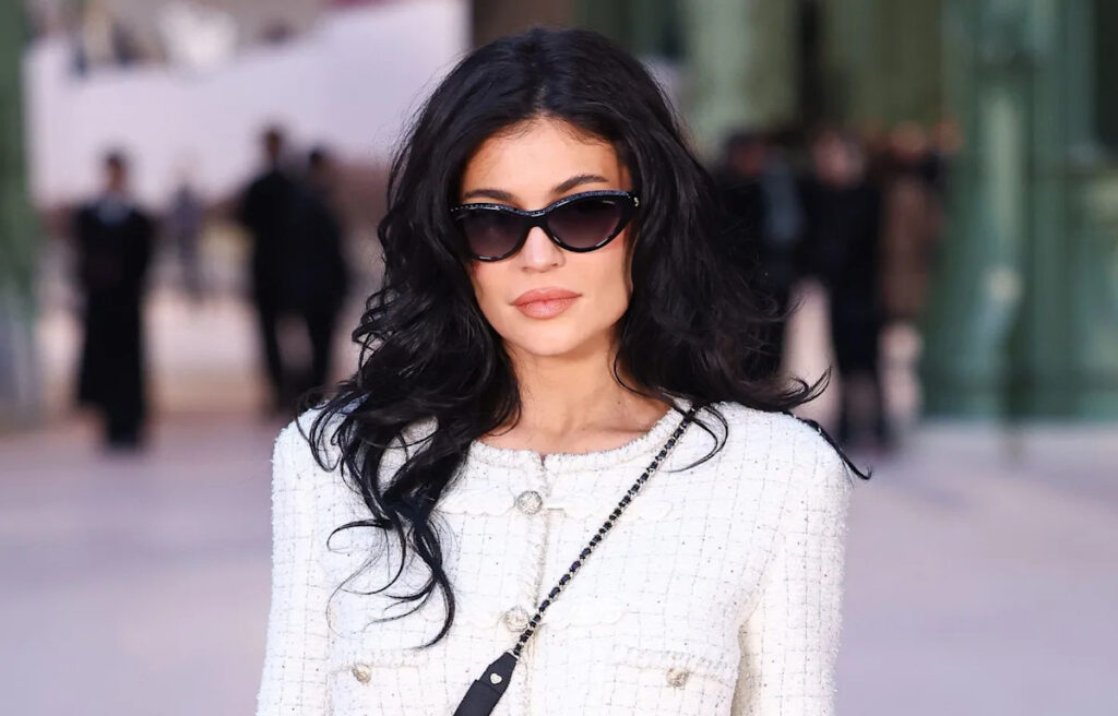 Kylie Jenner sparks backlash as concerning behavior comes to light: ‘It’s eye-opening’ Yahoo entertainment home